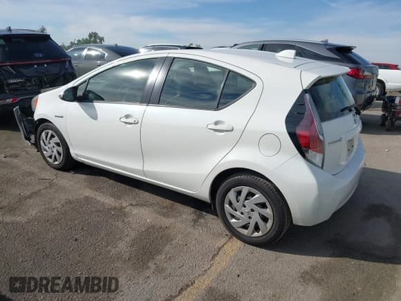 ✅ 2015 Toyota Prius One • VIN: JTDKDTB31F1584417 • Lot: 43668028. Listed on IAAI with 187,131 mi. Free auction sales archive from the USA and detailed vehicle history report at DreamBid. Image 3.