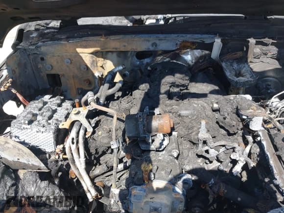 ✅ 2021 Jeep Wrangler Unlimited Rubicon • VIN: 1C4HJXFG6MW599051 • Lot: 42965919. Wystawiony na IAAI z przebiegiem Nie podano. Bezpłatny archiwum sprzedaży aukcyjnych z USA i szczegółowy raport historii pojazdu na DreamBid. Zdjęcie 10.