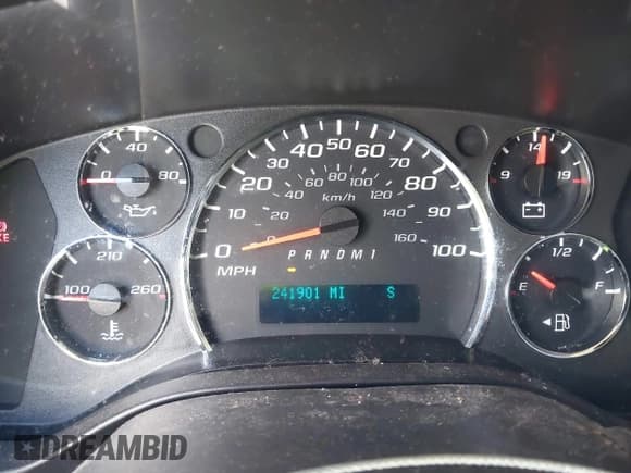 ✅ 2010 Chevrolet Express Passenger LT • VIN: 1GA2G1DGXA1173644 • Lot: 42239291. Listed on IAAI with 241,901 mi. Free auction sales archive from the USA and detailed vehicle history report at DreamBid. Image 7.