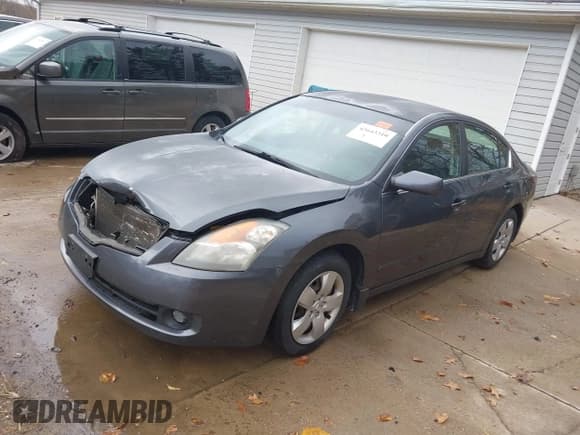 ✅ 2008 Nissan Altima S • VIN: 1N4AL21E58C236094 • Lot: 43643310. Listed on IAAI with 182,036 mi. Free auction sales archive from the USA and detailed vehicle history report at DreamBid. Image 2.