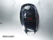 ✅ 2021 Bentley Bentayga Speed • VIN: SJAAR2ZV7MC036214 • Лот: 42202228. Опубликован ранее на IAAI с пробегом 20 179 миль. Бесплатный доступ к архиву аукционных продаж из США и подробный отчёт об истории автомобиля на DreamBid. Изображение 11.