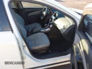 ✅ 2014 Chevrolet Cruze 1LT • VIN: 1G1PC5SB6E7299339 • Lot: 43680374. Listed on IAAI with 98,677 mi. Free auction sales archive from the USA and detailed vehicle history report at DreamBid. Image 5.