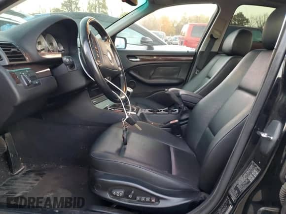 1999 BMW 3 Series 323i с VIN WBAAM3337XKC60992, выставлен на аукционе Copart как лот 76799624 с пробегом 110 976 миль миль и Списание • Salvage title. История ставок и продаж доступна на DreamBid. Изображение 7.