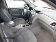 ✅ 2013 Chevrolet Traverse LS • VIN: 1GNKVFKD9DJ153979 • Lot: 42911793. Listed on IAAI with 192,532 mi. Free auction sales archive from the USA and detailed vehicle history report at DreamBid. Image 5.