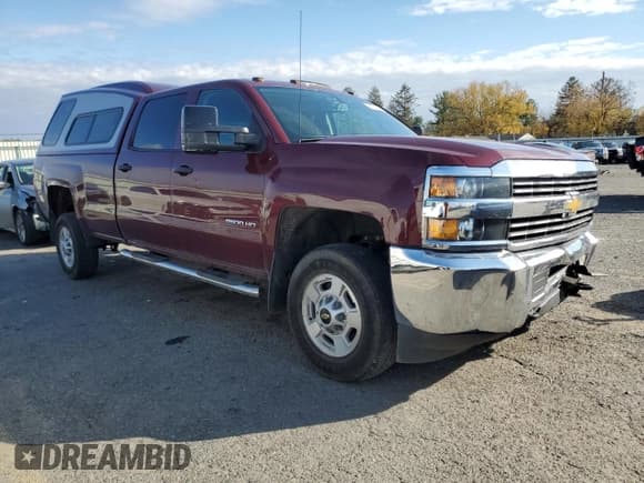✅ 2018 Chevrolet Silverado 2500HD Work Truck • VIN: 1GC1KUEG4JF181520 • Лот: 91052125. Опубликован ранее на Copart с пробегом 216 121 миль. Бесплатный доступ к архиву аукционных продаж из США и подробный отчёт об истории автомобиля на DreamBid. Изображение 4.