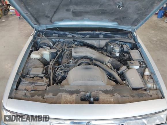 ✅ 1992 Mercury Grand Marquis GS • VIN: 2MECM74WXNX623559 • Lot: 43135248. Wystawiony na IAAI z przebiegiem 22 191 mil. Bezpłatny archiwum sprzedaży aukcyjnych z USA i szczegółowy raport historii pojazdu na DreamBid. Zdjęcie 10.