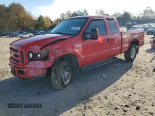 ✅ 2005 Ford F-250 XL • VIN: 1FTSX21515EA71874 • Lot: 90693555. Wystawiony na Copart z przebiegiem 145 088 mil. Bezpłatny archiwum sprzedaży aukcyjnych z USA i szczegółowy raport historii pojazdu na DreamBid. Zdjęcie 1.