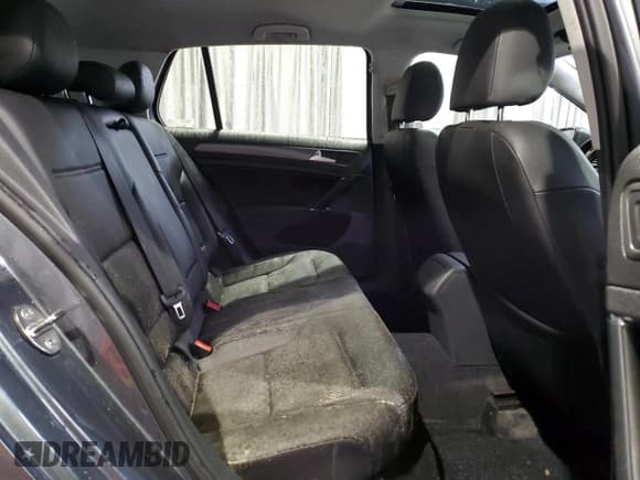 ✅ 2021 Volkswagen Golf TSI • VIN: 3VWG57AUXMM014093 • Lot: 47557394. Wystawiony na Copart z przebiegiem Nie podano. Bezpłatny archiwum sprzedaży aukcyjnych z USA i szczegółowy raport historii pojazdu na DreamBid. Zdjęcie 10.