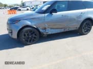 ✅ 2023 Land Rover Range Rover Sport SE • VIN: SAL1P9EU2PA109346 • Lot: 42637902. Wystawiony na IAAI z przebiegiem 42 997 mil. Bezpłatny archiwum sprzedaży aukcyjnych z USA i szczegółowy raport historii pojazdu na DreamBid. Zdjęcie 6.