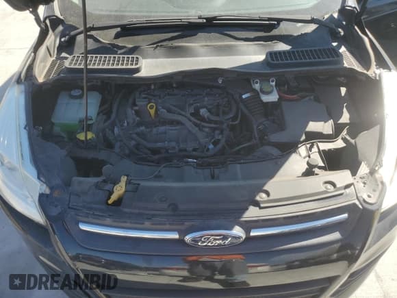 ✅ 2015 Ford Escape SE • VIN: 1FMCU0GX1FUA19495 • Лот: 86862785. Опубликован ранее на Copart с пробегом 117 907 миль. Бесплатный доступ к архиву аукционных продаж из США и подробный отчёт об истории автомобиля на DreamBid. Изображение 12.