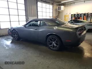 ✅ 2019 Dodge Challenger SXT • VIN: 2C3CDZAG4KH619947 • Lot: 48057494. Wystawiony na Copart z przebiegiem 32 312 mil. Bezpłatny archiwum sprzedaży aukcyjnych z USA i szczegółowy raport historii pojazdu na DreamBid. Zdjęcie 2.