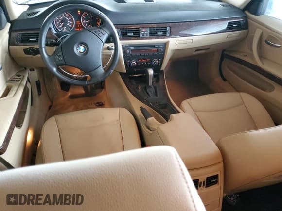 ✅ 2007 BMW 3 Series 328i • VIN: WBAVC53597FZ72248 • Lot: 61087605. Listed on Copart with 77,495 mi. Free auction sales archive from the USA and detailed vehicle history report at DreamBid. Image 8.