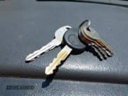 ✅ 2007 Chevrolet Silverado 2500HD Work Truck • VIN: 1GCHC24UX7E147295 • Lot: 42982898. Wystawiony na IAAI z przebiegiem 169 530 mil. Bezpłatny archiwum sprzedaży aukcyjnych z USA i szczegółowy raport historii pojazdu na DreamBid. Zdjęcie 11.