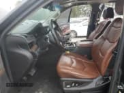 ✅ 2019 Cadillac Escalade Luxury • VIN: 1GYS4BKJ0KR290781 • Лот: 90435895. Опубликован ранее на Copart с пробегом 151 536 миль. Бесплатный доступ к архиву аукционных продаж из США и подробный отчёт об истории автомобиля на DreamBid. Изображение 7.