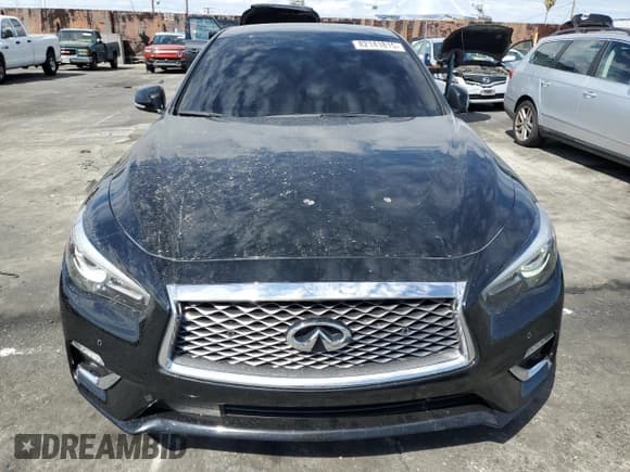 ✅ 2021 Infiniti Q50 Luxe • VIN: JN1EV7BP3MM704835 • Lot: 82141815. Wystawiony na Copart z przebiegiem 26 305 mil. Bezpłatny archiwum sprzedaży aukcyjnych z USA i szczegółowy raport historii pojazdu na DreamBid. Zdjęcie 5.