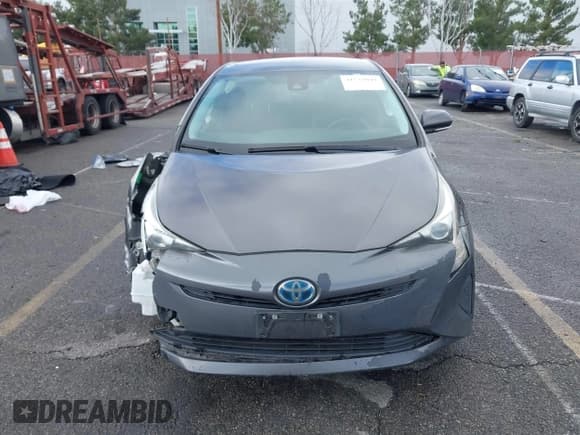 ✅ 2018 Toyota Prius Two • VIN: JTDKBRFU3J3596304 • Lot: 41522049. Wystawiony na IAAI z przebiegiem 222 636 mil. Bezpłatny archiwum sprzedaży aukcyjnych z USA i szczegółowy raport historii pojazdu na DreamBid. Zdjęcie 13.