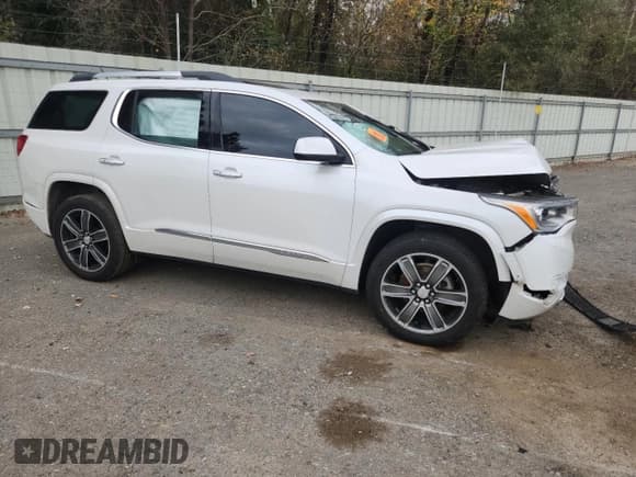 ✅ 2017 GMC Acadia Denali • VIN: 1GKKNPLS9HZ152337 • Lot: 93542495. Listed on Copart with 134,909 mi. Free auction sales archive from the USA and detailed vehicle history report at DreamBid. Image 4.