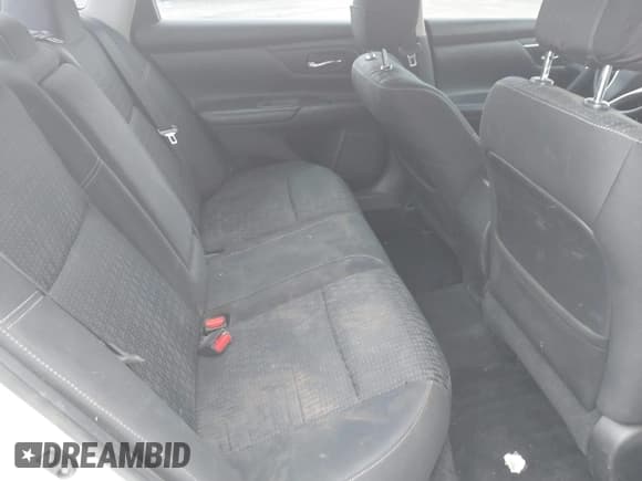 ✅ 2016 Nissan Altima SV • VIN: 1N4AL3APXGC210404 • Lot: 43084208. Listed on IAAI with 158,881 mi. Free auction sales archive from the USA and detailed vehicle history report at DreamBid. Image 8.