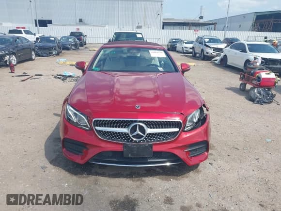 ✅ 2018 Mercedes-Benz E 400 • VIN: WDD1K6FBXJF059216 • Lot: 42054570. Listed on IAAI with 30,151 mi. Free auction sales archive from the USA and detailed vehicle history report at DreamBid. Image 12.