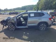 ✅ 2022 Volkswagen Taos SE • VIN: 3VVPX7B25NM070388 • Лот: 42708530. Опубликован ранее на IAAI с пробегом Не указан. Бесплатный доступ к архиву аукционных продаж из США и подробный отчёт об истории автомобиля на DreamBid. Изображение 14.