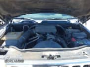 ✅ 2009 Jeep Commander Sport • VIN: 1J8HH48K39C505415 • Lot: 42576687. Wystawiony na IAAI z przebiegiem 213 308 mil. Bezpłatny archiwum sprzedaży aukcyjnych z USA i szczegółowy raport historii pojazdu na DreamBid. Zdjęcie 10.