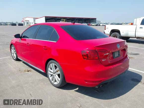 ✅ 2013 Volkswagen Jetta Autobahn • VIN: 3VW4A7AJ8DM223742 • Lot: 42466962. Listed on IAAI with 111,407 mi. Free auction sales archive from the USA and detailed vehicle history report at DreamBid. Image 3.