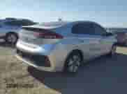 2018 Hyundai Ioniq Blue с VIN KMHC65LC3JU098011, выставлен на аукционе Copart как лот 70385715 с пробегом 150 864 миль миль и Списание • Salvage title. История ставок и продаж доступна на DreamBid. Изображение 3.