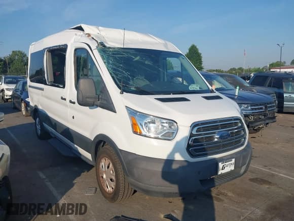 ✅ 2018 Ford Transit Passenger XL • VIN: 1FBZX2CMXJKB21111 • Лот: 42503905. Опубликован ранее на IAAI с пробегом 49 296 миль. Бесплатный доступ к архиву аукционных продаж из США и подробный отчёт об истории автомобиля на DreamBid. Изображение 1.