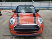 ✅ 2019 MINI Convertible Cooper • VIN: WMWWG5C56K3F79281 • Lot: 56523045. Listed on Copart with 15,078 mi. Free auction sales archive from the USA and detailed vehicle history report at DreamBid. Image 5.