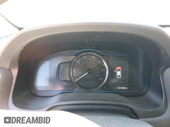 ✅ 2017 Hyundai Ioniq Blue • VIN: KMHC65LC5HU047877 • Lot: 50234285. Wystawiony na Copart z przebiegiem 131 058 mil. Bezpłatny archiwum sprzedaży aukcyjnych z USA i szczegółowy raport historii pojazdu na DreamBid. Zdjęcie 9.