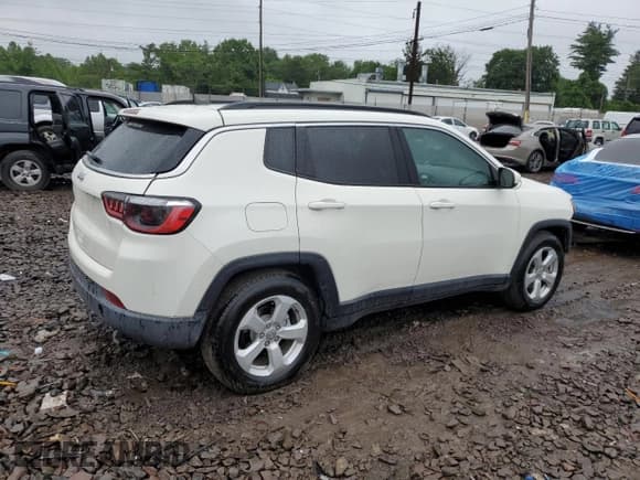 ✅ 2021 Jeep Compass Latitude • VIN: 3C4NJCBB6MT518416 • Lot: 60302575. Wystawiony na Copart z przebiegiem 80 405 mil. Bezpłatny archiwum sprzedaży aukcyjnych z USA i szczegółowy raport historii pojazdu na DreamBid. Zdjęcie 3.
