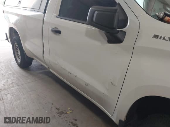 ✅ 2019 Chevrolet Silverado 1500 Work Truck • VIN: 3GCNWAEH3KG195793 • Lot: 42838703. Wystawiony na IAAI z przebiegiem 111 297 mil. Bezpłatny archiwum sprzedaży aukcyjnych z USA i szczegółowy raport historii pojazdu na DreamBid. Zdjęcie 6.