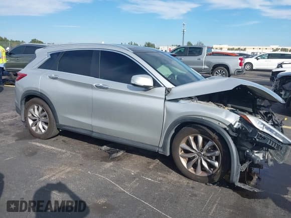 ✅ 2020 Infiniti QX50 Luxe • VIN: 3PCAJ5M15LF105690 • Lot: 43618013. Listed on IAAI with 54,715 mi. Free auction sales archive from the USA and detailed vehicle history report at DreamBid. Image 1.