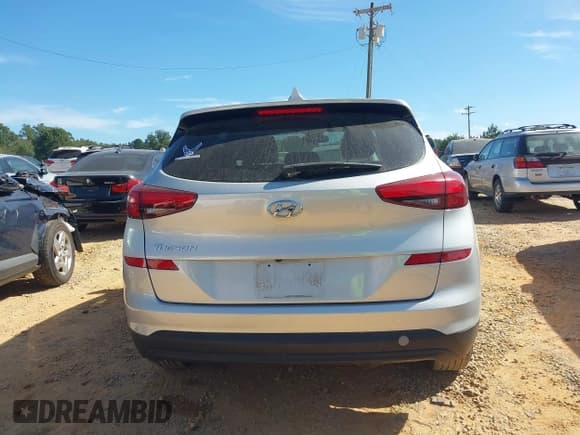 ✅ 2019 Hyundai Tucson SE • VIN: KM8J23A40KU905234 • Лот: 43356661. Опубликован ранее на IAAI с пробегом 142 904 миль. Бесплатный доступ к архиву аукционных продаж из США и подробный отчёт об истории автомобиля на DreamBid. Изображение 16.