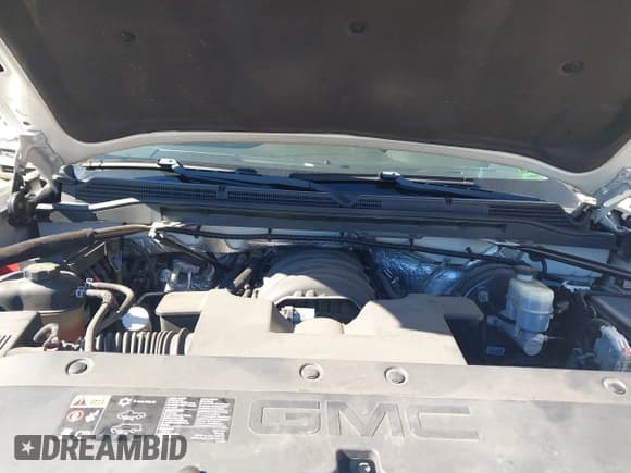 ✅ 2014 GMC Sierra 1500 SLT • VIN: 3GTU2VEC0EG472505 • Lot: 43461657. Listed on IAAI with 85,554 mi. Free auction sales archive from the USA and detailed vehicle history report at DreamBid. Image 10.