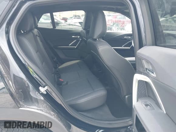 ✅ 2025 BMW X2 xDrive28i • VIN: WBX63GM02S5089079 • Lot: 42970948. Wystawiony na IAAI z przebiegiem 13 840 mil. Bezpłatny archiwum sprzedaży aukcyjnych z USA i szczegółowy raport historii pojazdu na DreamBid. Zdjęcie 8.