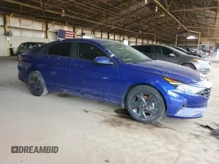 ✅ 2023 Hyundai Elantra Blue • VIN: KMHLM4AJ8PU042771 • Lot: 86103815. Listed on Copart with 32,100 mi. Free auction sales archive from the USA and detailed vehicle history report at DreamBid. Image 4.