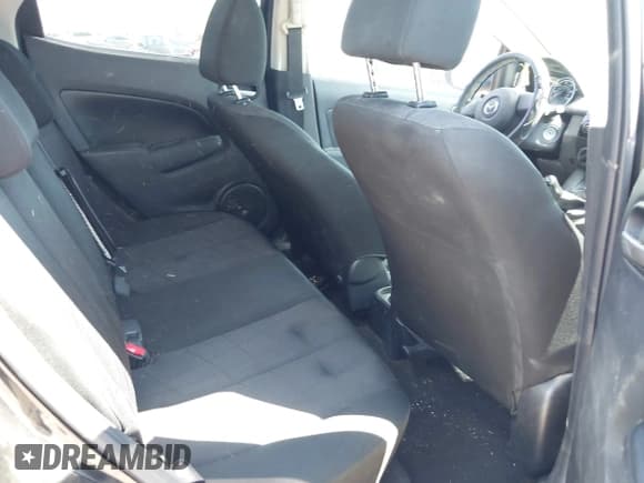 ✅ 2013 Mazda 2 Sport • VIN: JM1DE1KY1D0163161 • Lot: 42521419. Listed on IAAI with 112,126 mi. Free auction sales archive from the USA and detailed vehicle history report at DreamBid. Image 8.