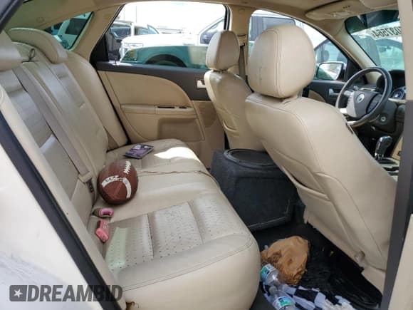 ✅ 2009 Mercury Sable Premier • VIN: 1MEHM42W69G632147 • Lot: 75037564. Listed on Copart with Not provided. Free auction sales archive from the USA and detailed vehicle history report at DreamBid. Image 10.