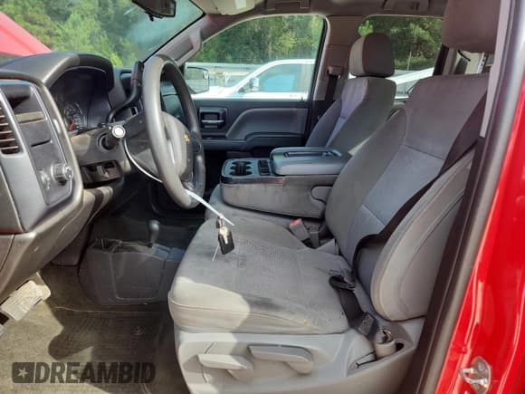 ✅ 2018 Chevrolet Silverado 1500 Custom • VIN: 1GCVKPEC3JZ217082 • Лот: 84786065. Опубликован ранее на Copart с пробегом 128 562 миль. Бесплатный доступ к архиву аукционных продаж из США и подробный отчёт об истории автомобиля на DreamBid. Изображение 7.