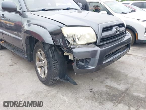 ✅ 2007 Toyota 4Runner Limited • VIN: JTEBT17RX78041768 • Lot: 42356360. Listed on IAAI with 358,182 mi. Free auction sales archive from the USA and detailed vehicle history report at DreamBid. Image 6.