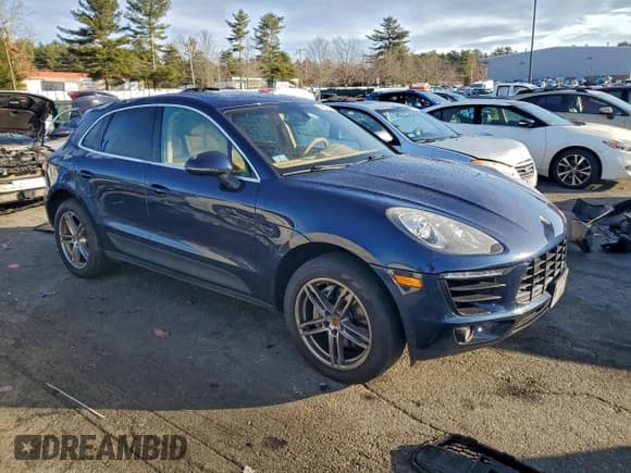 ✅ 2015 Porsche Macan S • VIN: WP1AB2A58FLB73520 • Лот: 94669835. Опубликован ранее на Copart с пробегом 92 350 миль. Бесплатный доступ к архиву аукционных продаж из США и подробный отчёт об истории автомобиля на DreamBid. Изображение 4.