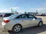 2016 Chevrolet Cruze LT z VIN 1G1PE5SB5G7123105, wystawiony jako Copart lot #81437125 z przebiegiem 105 530 mil mil oraz Szkoda całkowita • Salvage title. Historia ofert i sprzedaży dostępna na DreamBid. Obrazek 3.