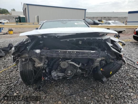 ✅ 2019 Audi A6 Prestige • VIN: WAUM2AF29KN026416 • Lot: 70558295. Wystawiony na Copart z przebiegiem Nie podano. Bezpłatny archiwum sprzedaży aukcyjnych z USA i szczegółowy raport historii pojazdu na DreamBid. Zdjęcie 5.