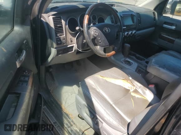 ✅ 2011 Toyota Tundra Limited • VIN: 5TFFY5F16BX102073 • Lot: 71864765. Listed on Copart with 187,002 mi. Free auction sales archive from the USA and detailed vehicle history report at DreamBid. Image 8.