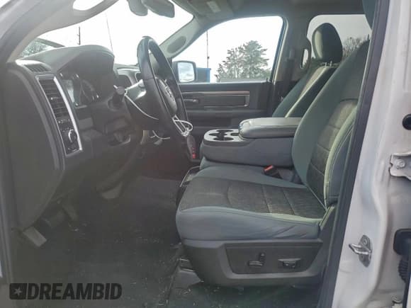✅ 2019 Ram 1500 SLT • VIN: 1C6RR6TT2KS561532 • Lot: 96398285. Listed on Copart with 211,556 mi. Free auction sales archive from the USA and detailed vehicle history report at DreamBid. Image 7.