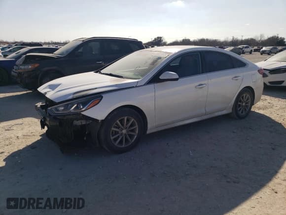 ✅ 2018 Hyundai Sonata SE • VIN: 5NPE24AF1JH601240 • Лот: 35882613. Опубликован ранее на Copart с пробегом 41 212 миль. Бесплатный доступ к архиву аукционных продаж из США и подробный отчёт об истории автомобиля на DreamBid. Изображение 1.