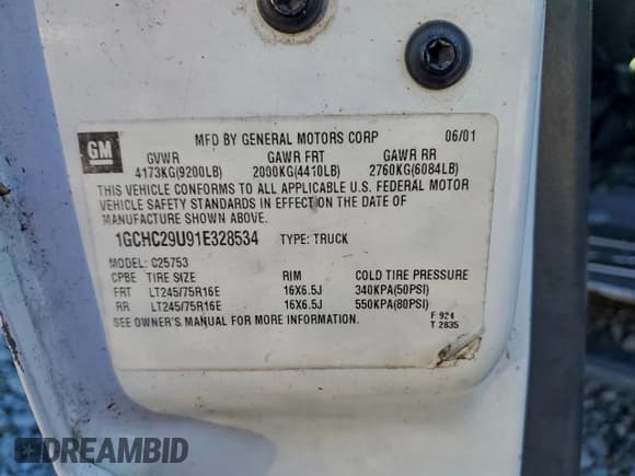 ✅ 2001 Chevrolet Silverado 2500HD LS • VIN: 1GCHC29U91E328534 • Лот: 94580385. Опубликован ранее на Copart с пробегом 124 444 миль. Бесплатный доступ к архиву аукционных продаж из США и подробный отчёт об истории автомобиля на DreamBid. Изображение 12.