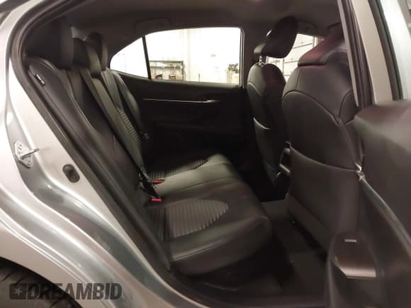 ✅ 2022 Toyota Camry Hybrid SE • VIN: 4T1G31AKXNU575648 • Lot: 43006638. Listed on IAAI with 102,295 mi. Free auction sales archive from the USA and detailed vehicle history report at DreamBid. Image 8.