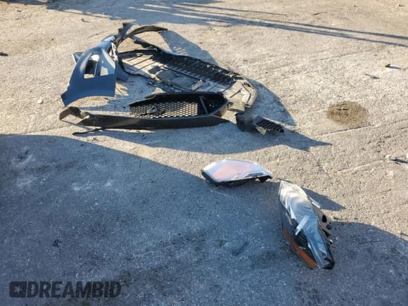 ✅ 2020 Ford Mustang GT • VIN: 1FA6P8CF4L5182044 • Lot: 91307375. Wystawiony na Copart z przebiegiem 84 952 mil. Bezpłatny archiwum sprzedaży aukcyjnych z USA i szczegółowy raport historii pojazdu na DreamBid. Zdjęcie 12.